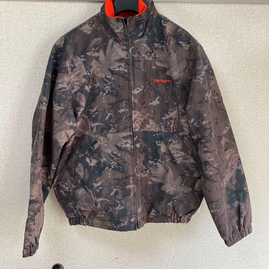 Carhartt カーハートWIP リバーシブルジャケット カモ×オレンジ - メルカリ